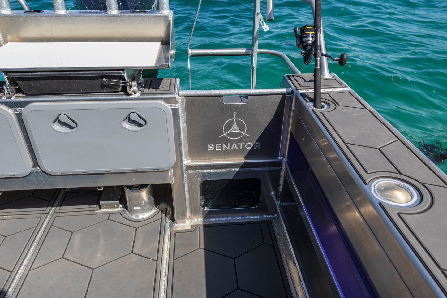 Senator RH650