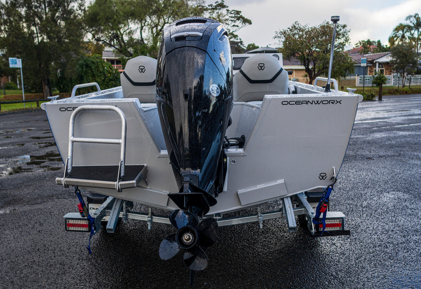 In Stock Oceanworx Squadron 4.8 Side console