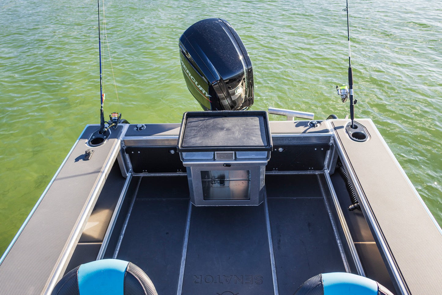 Senator 500 Side console