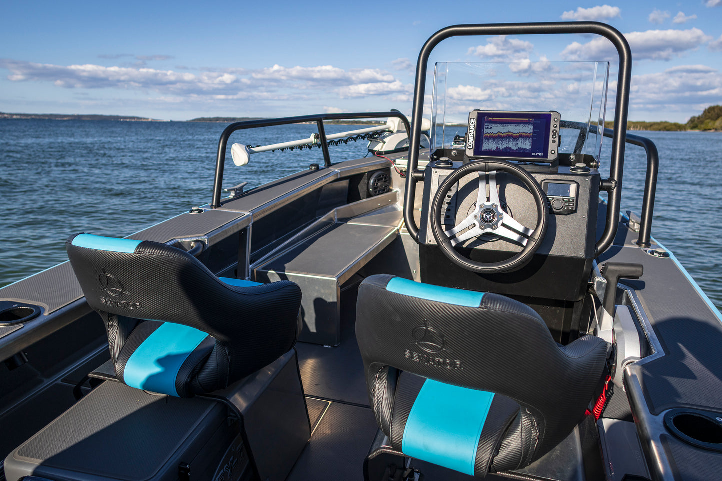 Senator 500 Side console