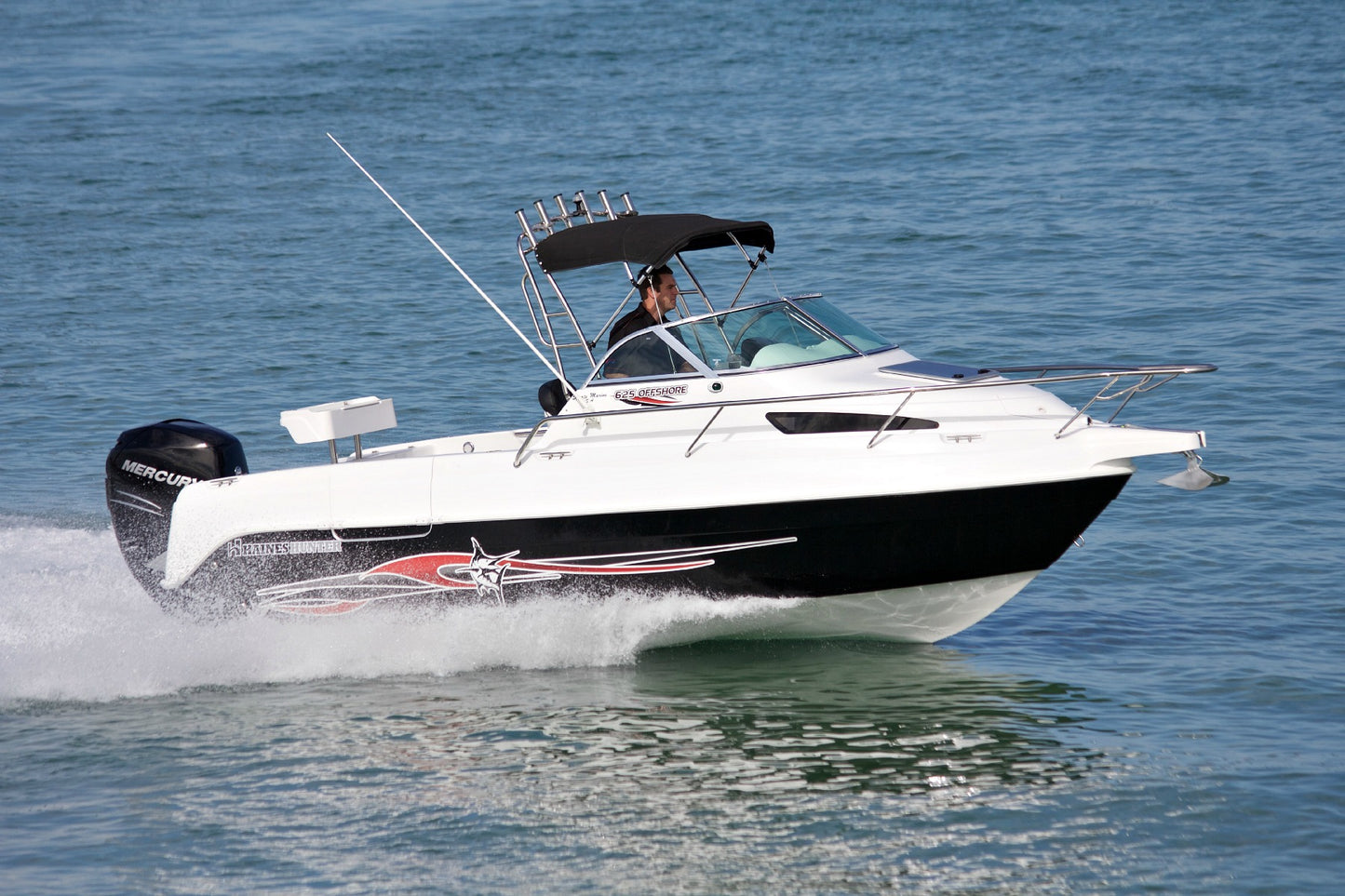 Haines Hunter 625 Offshore Soft Top