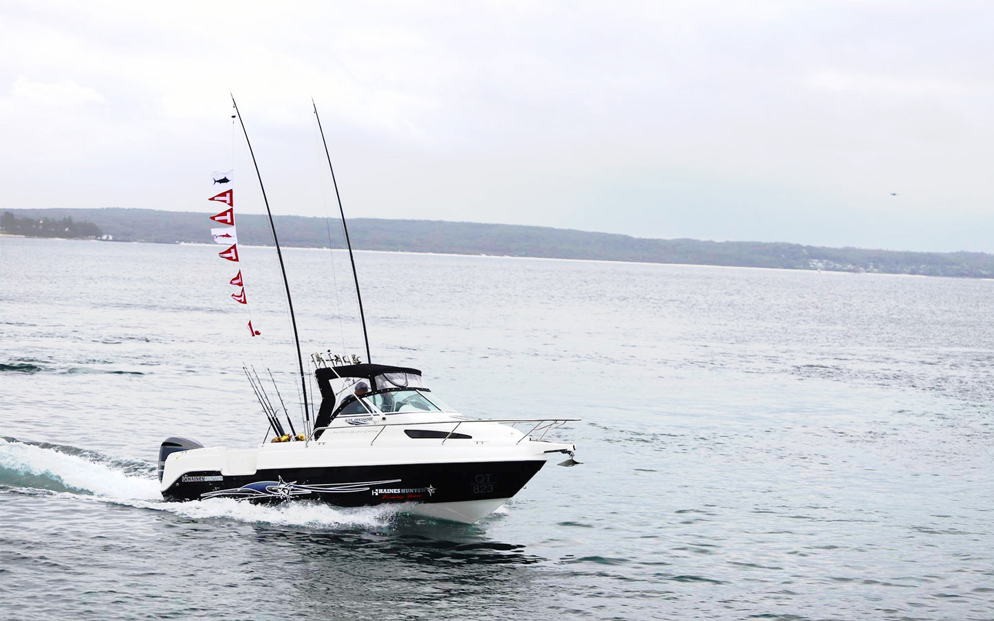 Haines Hunter 675 Offshore Soft Top