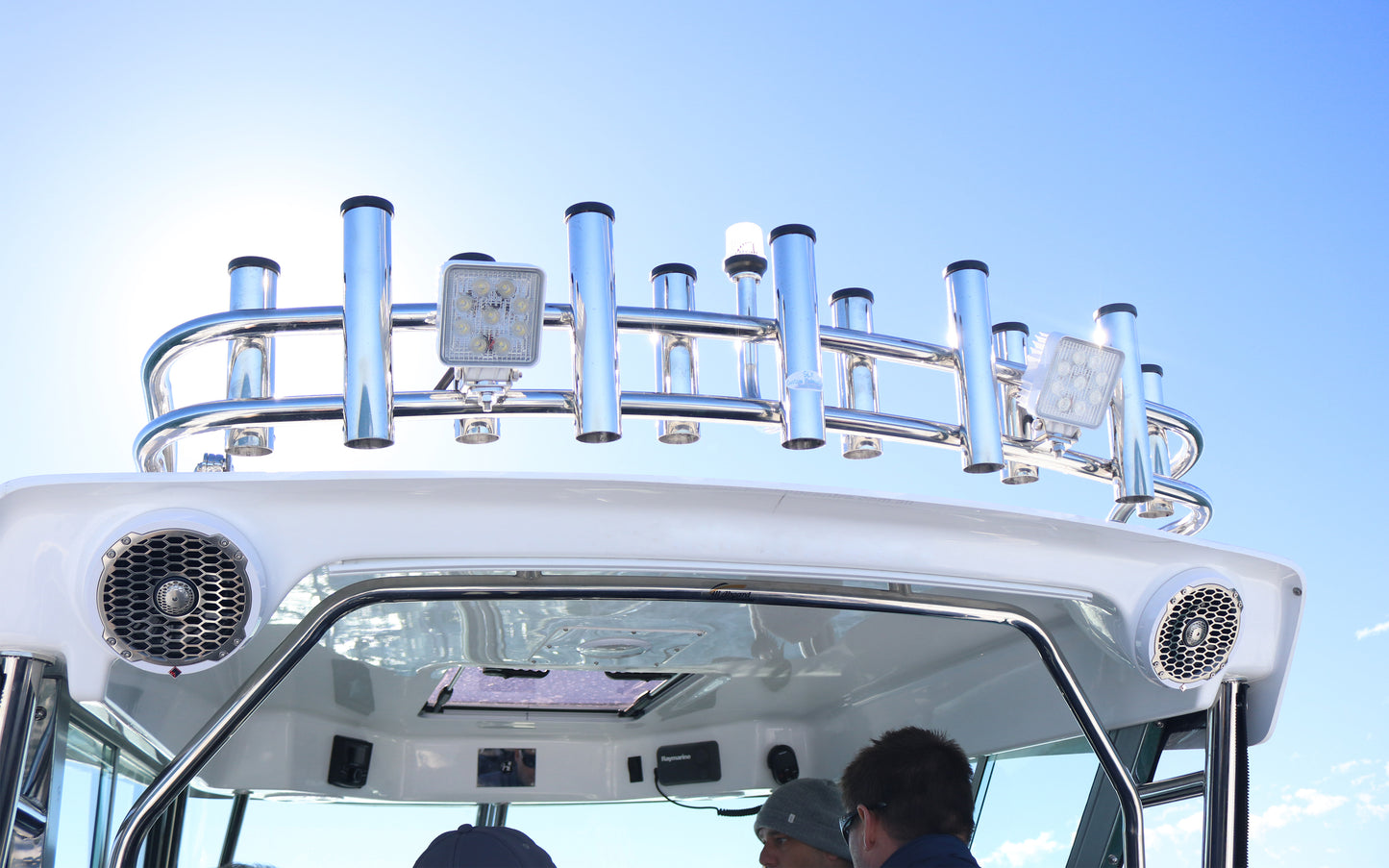 Haines Hunter 725 Enclosed HT