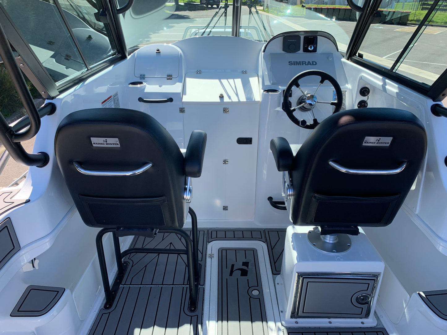 Haines Hunter 675 Enclosed limited