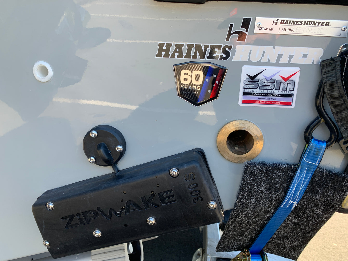 Haines Hunter 675 Enclosed limited