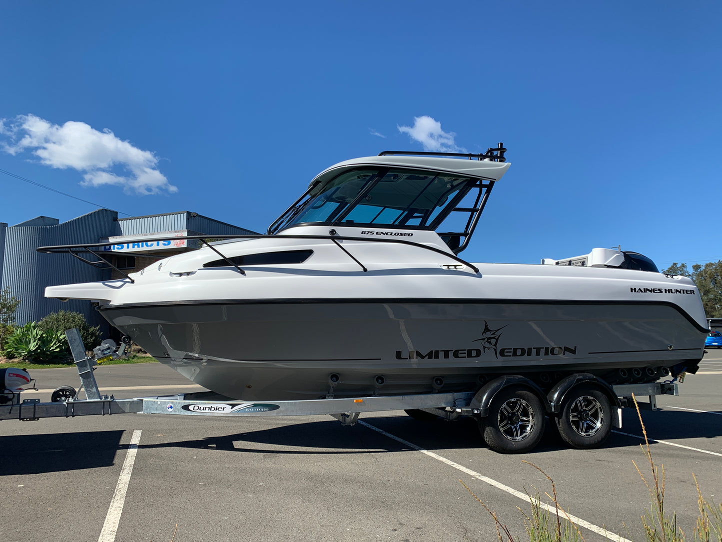 Haines Hunter 675 Enclosed limited