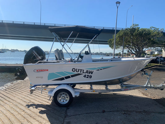 Stacer 429 Outlaw Side Console