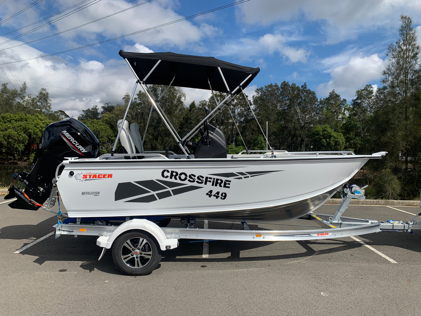Stacer 449 Crossfire Side console