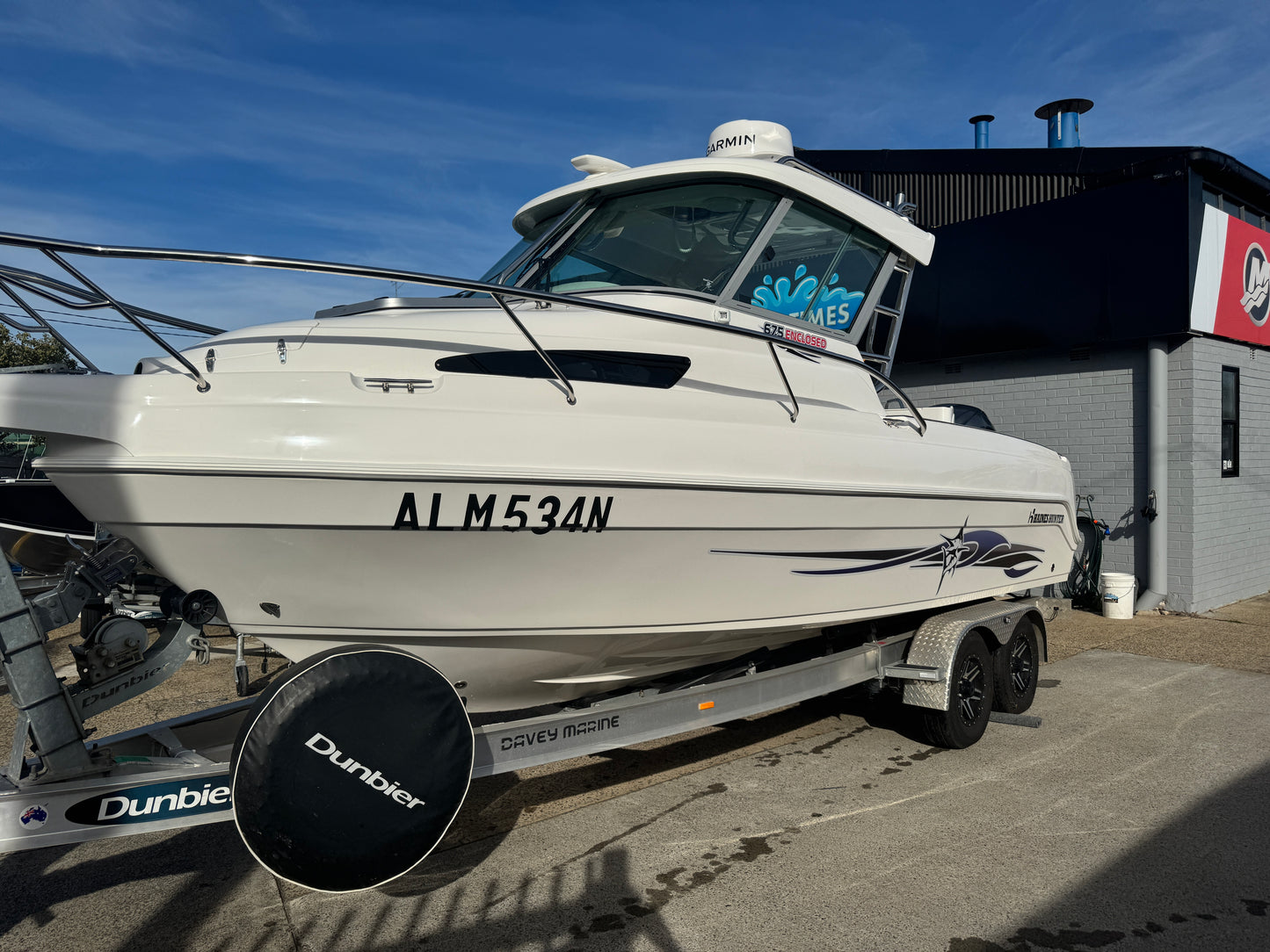 Haines Hunter 675 Enclosed