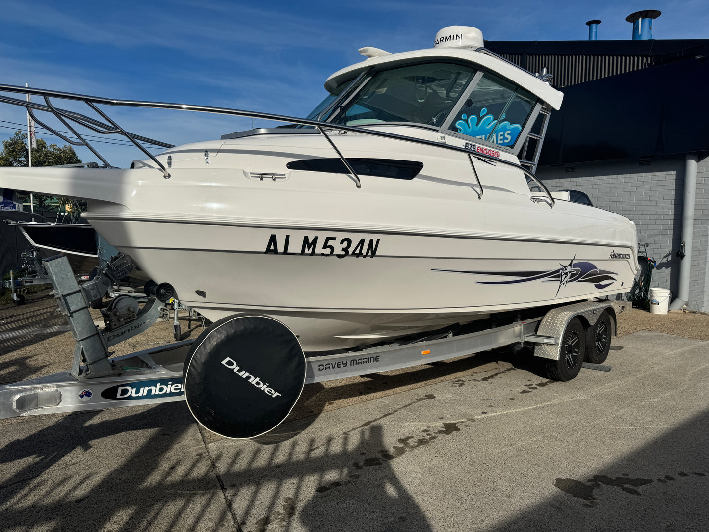 Haines Hunter 675 Enclosed