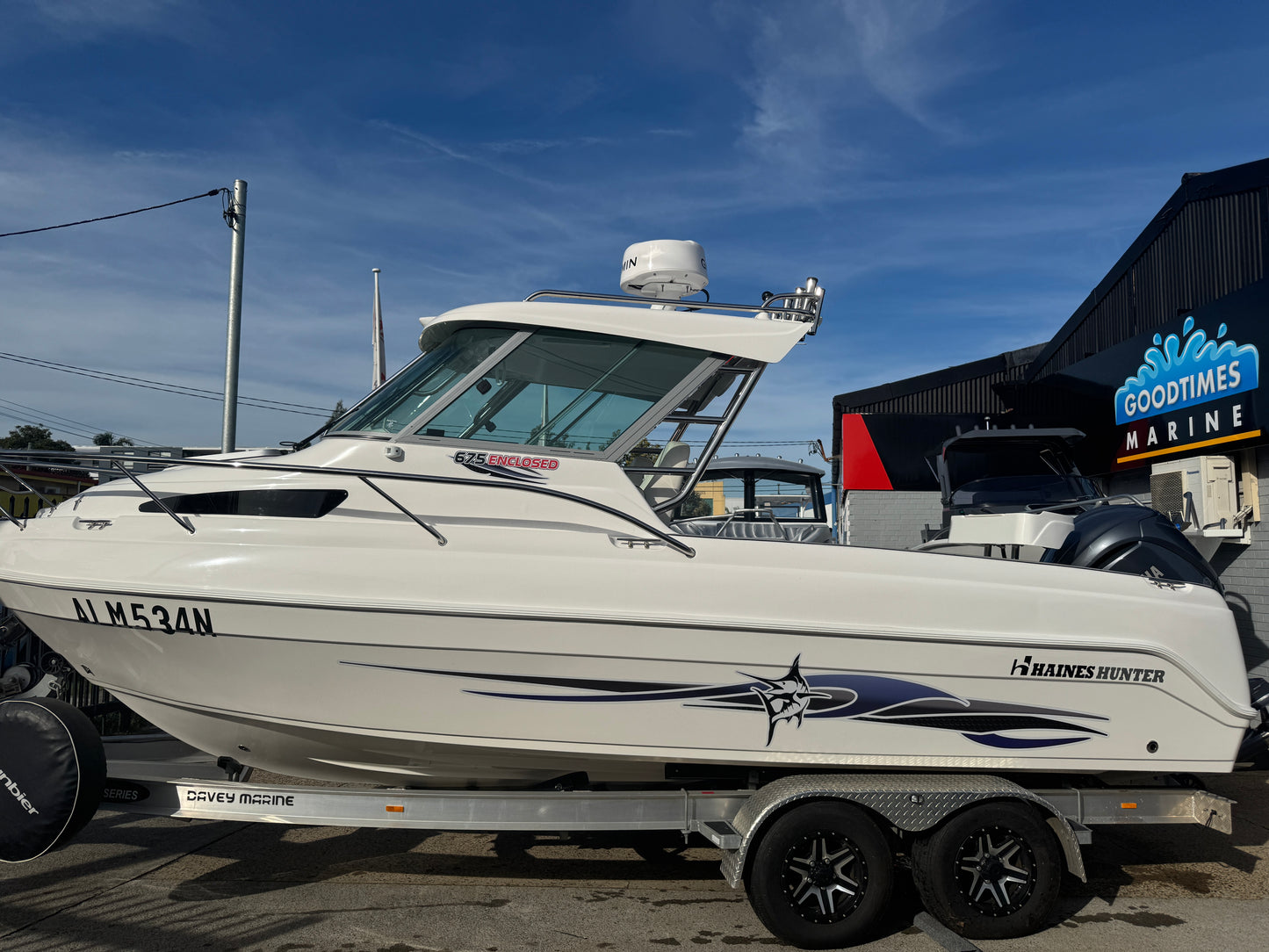 Haines Hunter 675 Enclosed
