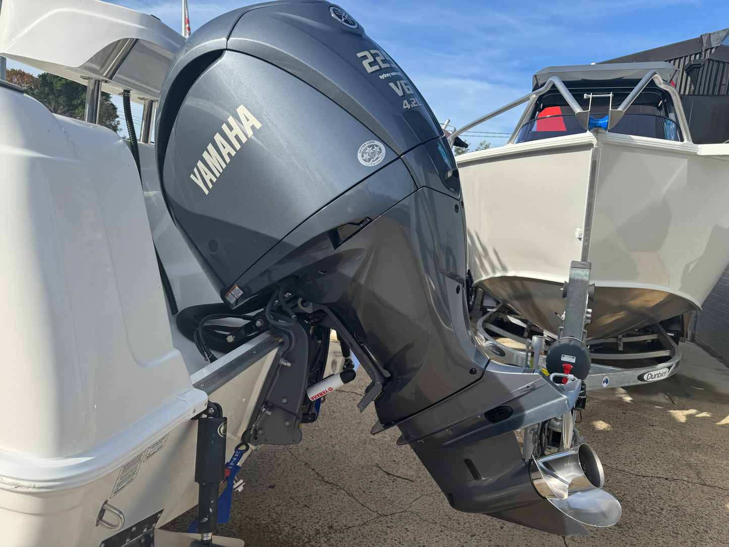 Haines Hunter 675 Enclosed