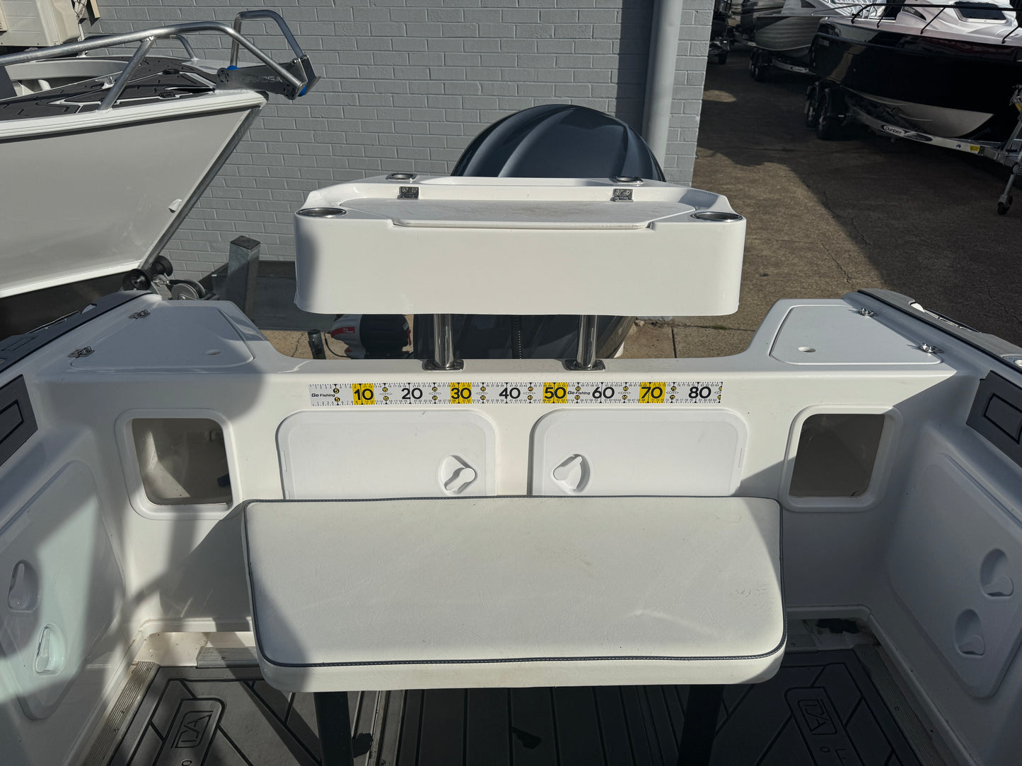 Haines Hunter 675 Enclosed