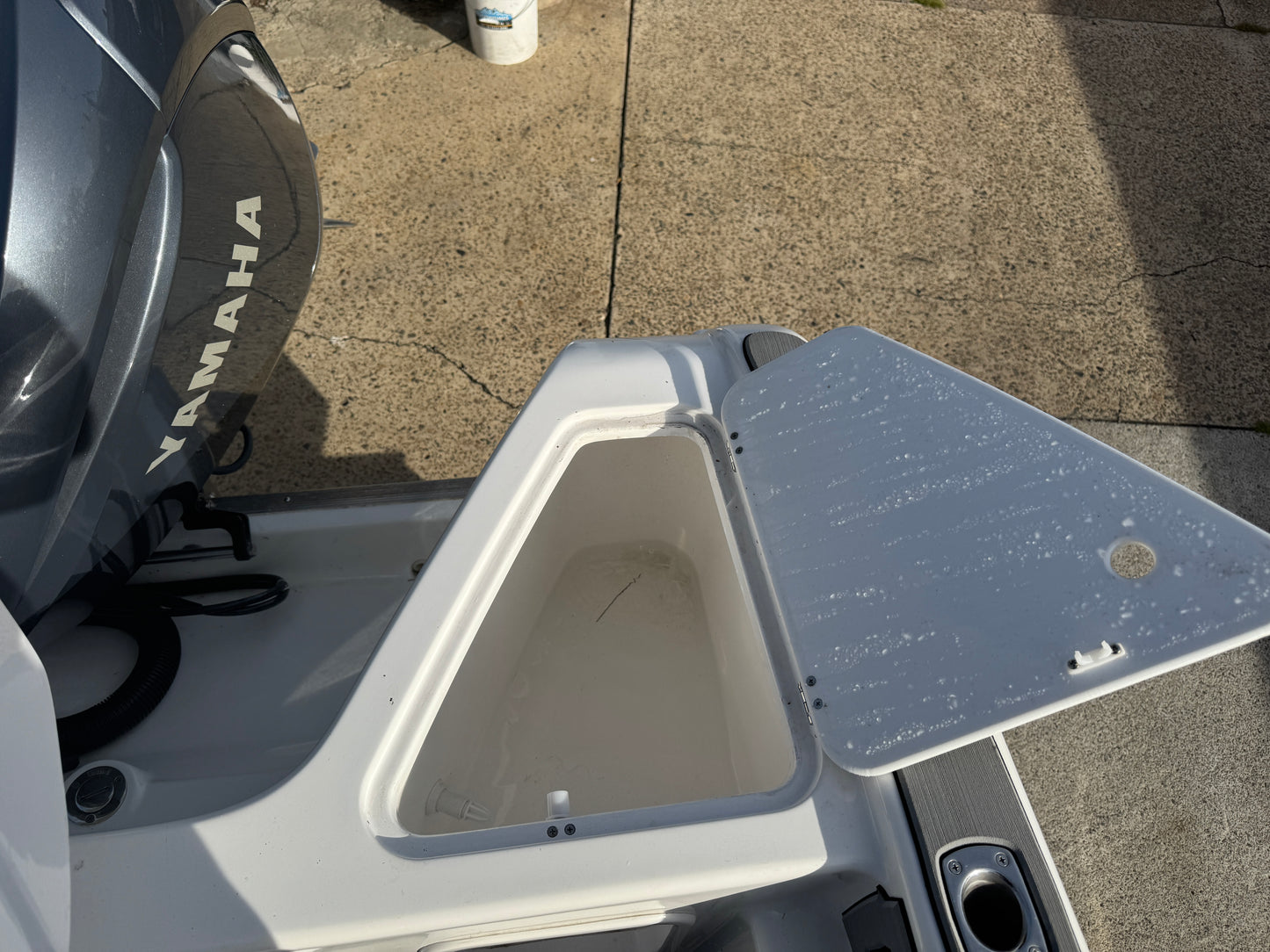 Haines Hunter 675 Enclosed