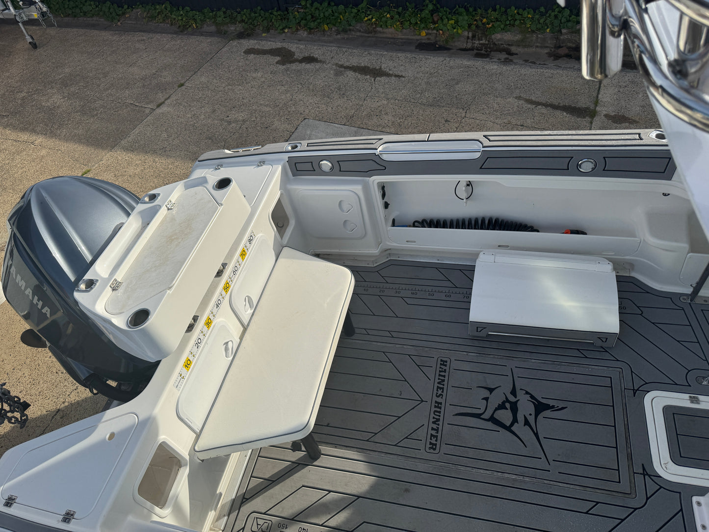 Haines Hunter 675 Enclosed