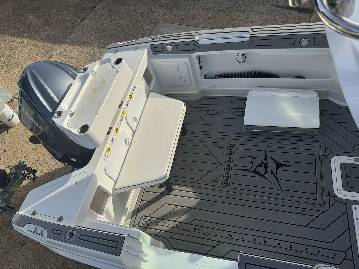 Haines Hunter 675 Enclosed