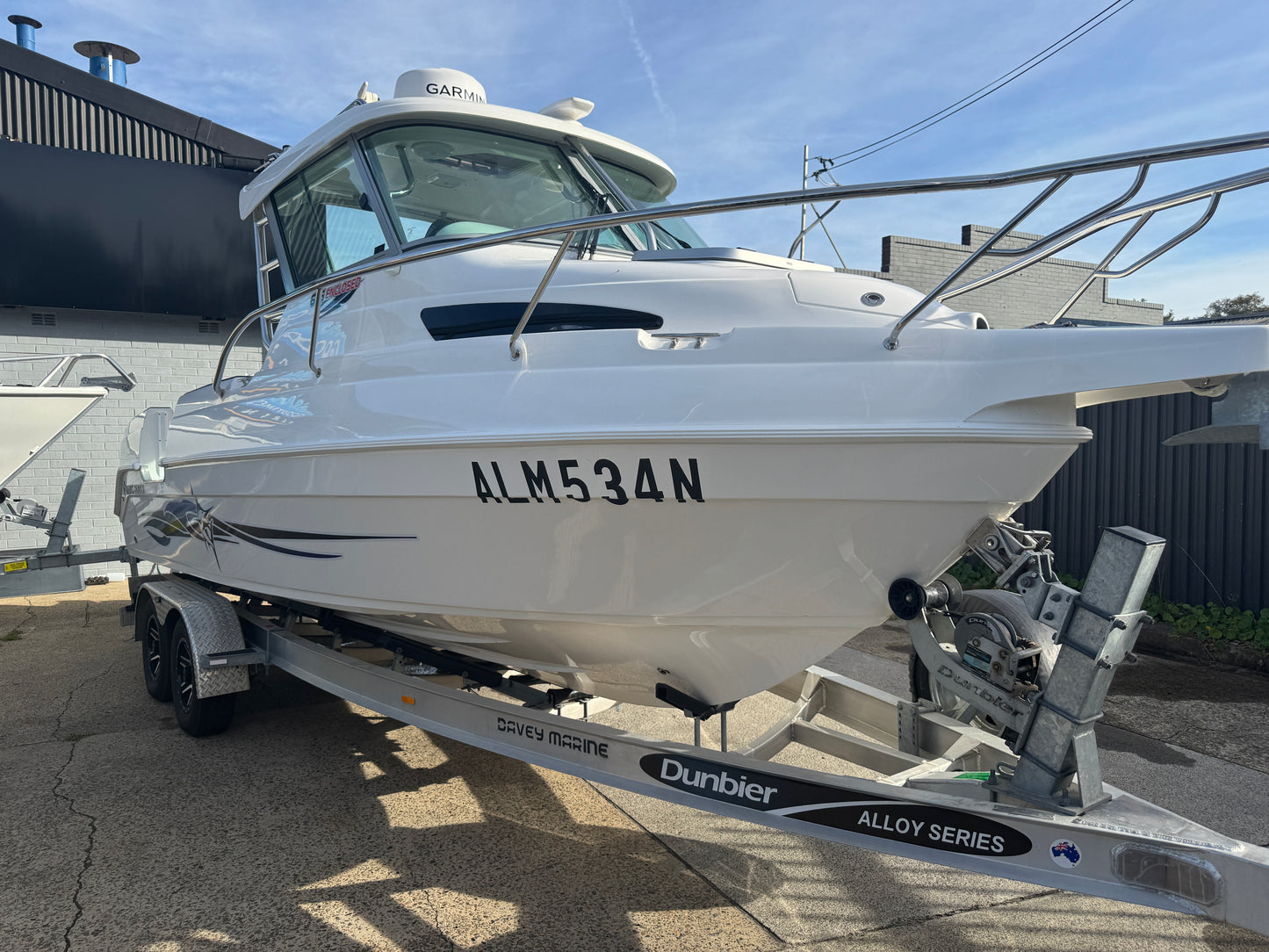 Haines Hunter 675 Enclosed
