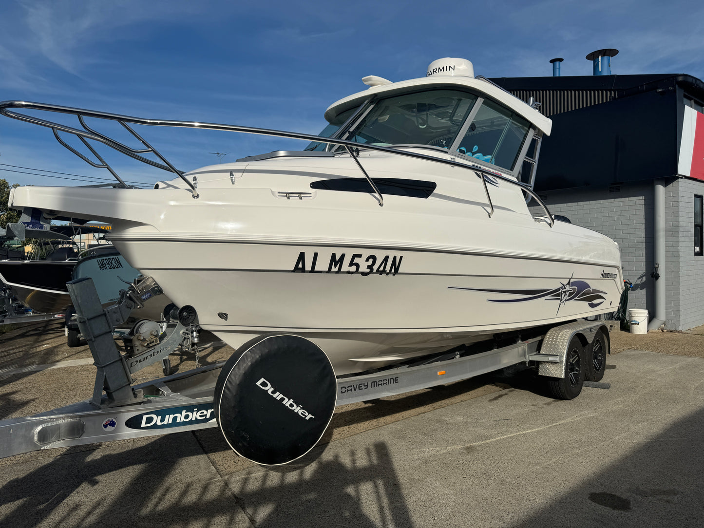 Haines Hunter 675 Enclosed
