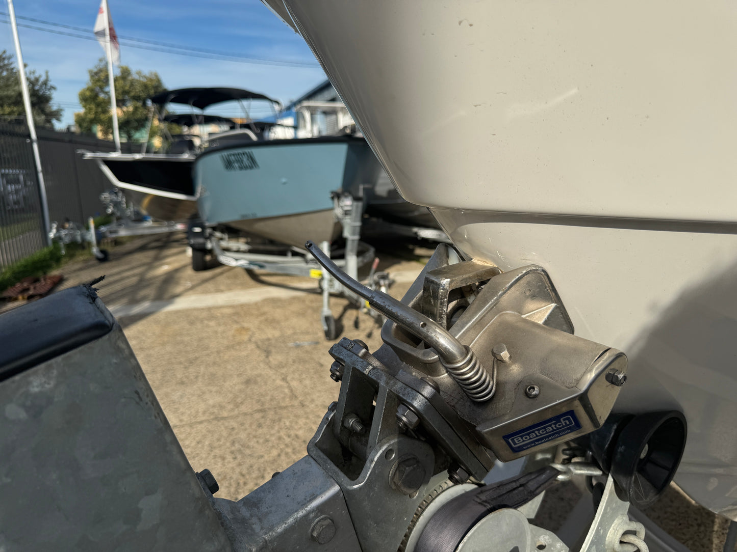 Haines Hunter 675 Enclosed