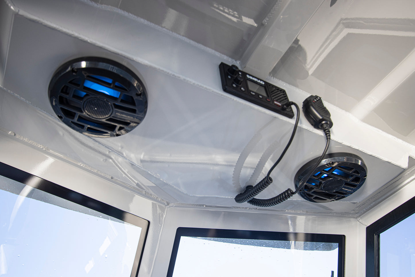 Formosa SRT 675 Enclosed Centre Cabin