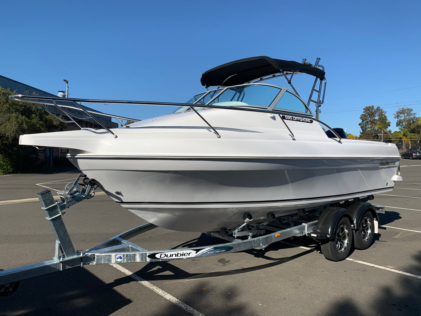 Haines Hunter 595 Offshore