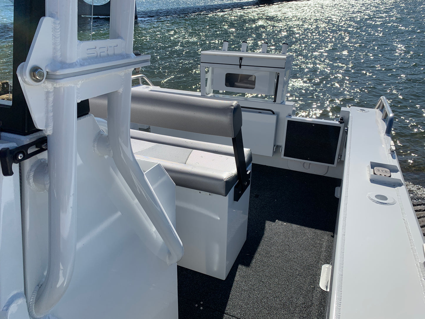 Formosa 565 Centre Console