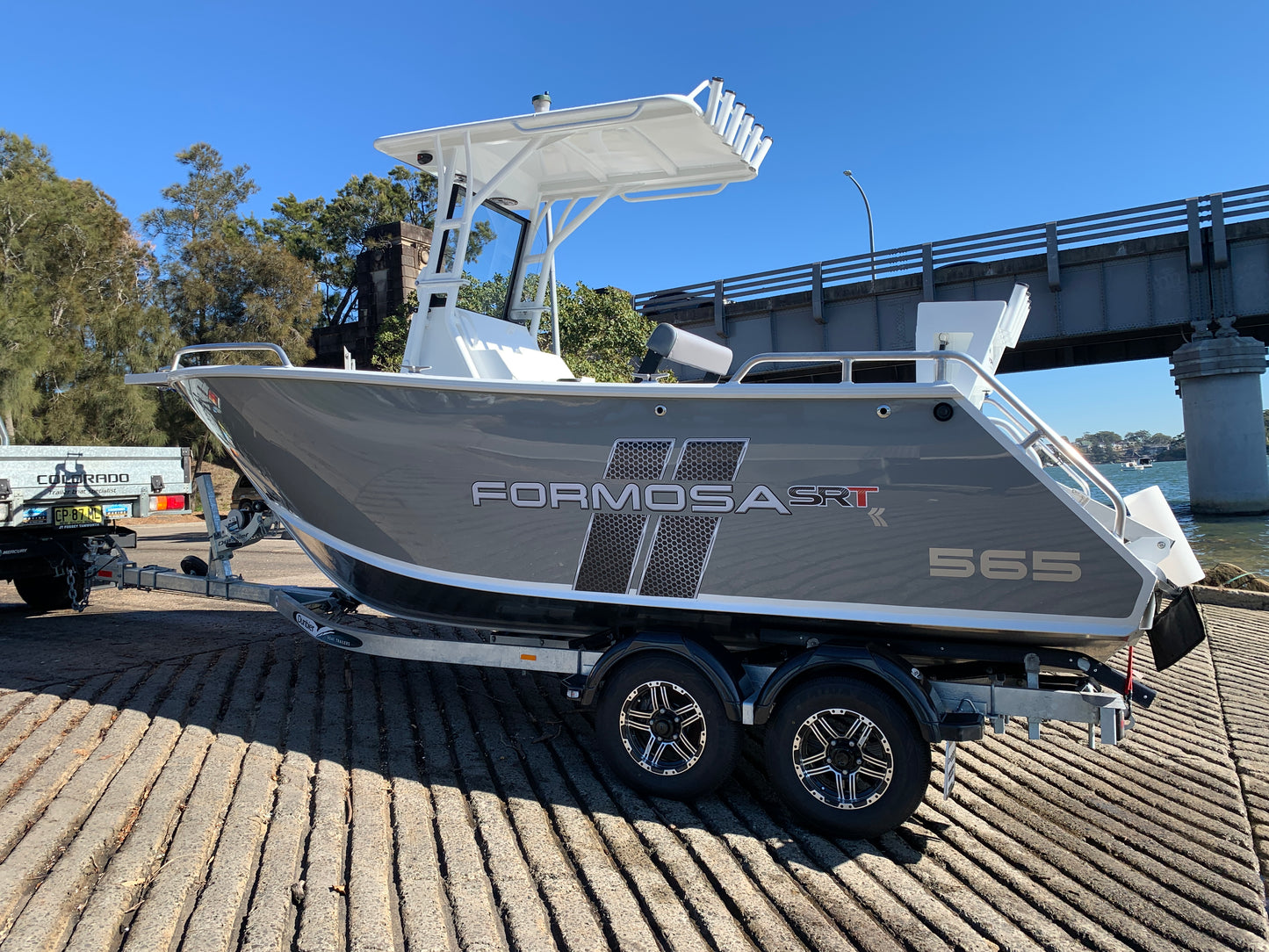 Formosa 565 Centre Console