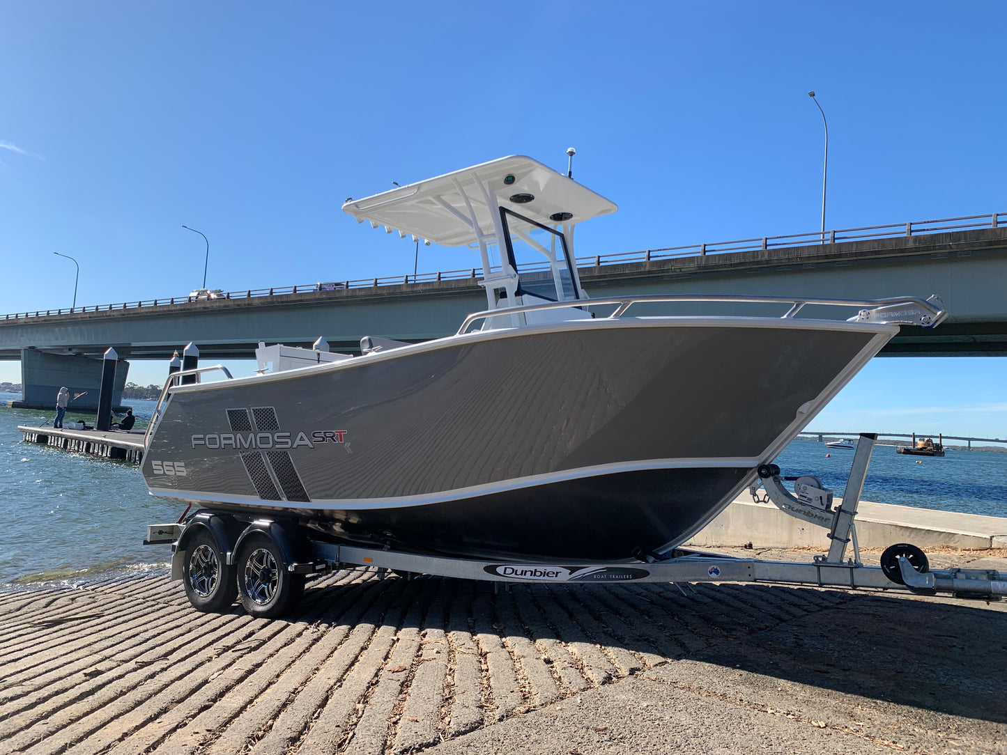 Formosa 565 Centre Console