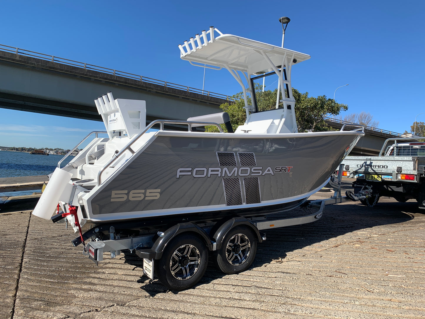 Formosa 565 Centre Console