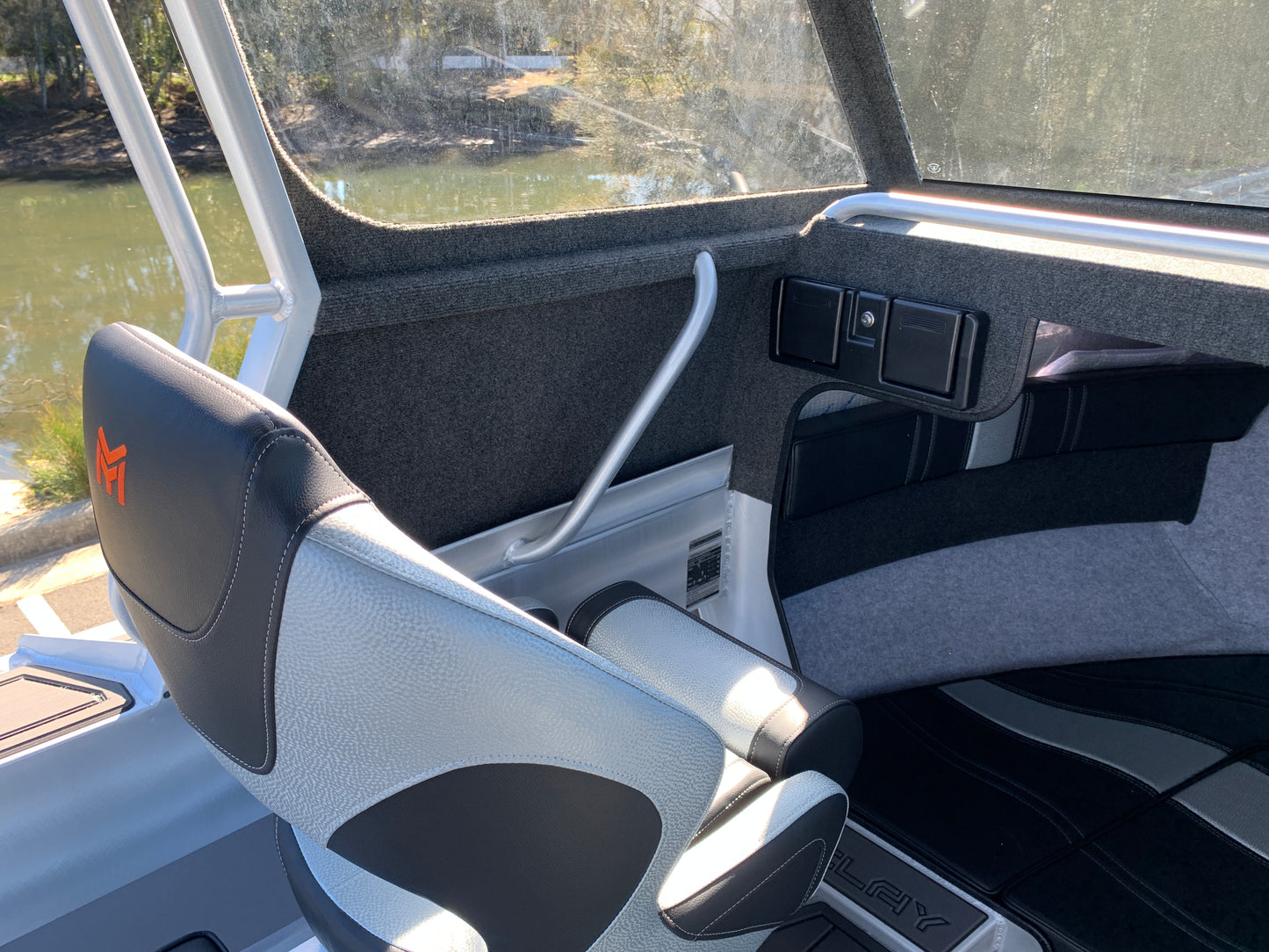 McLay 621 Sportsman Hardtop