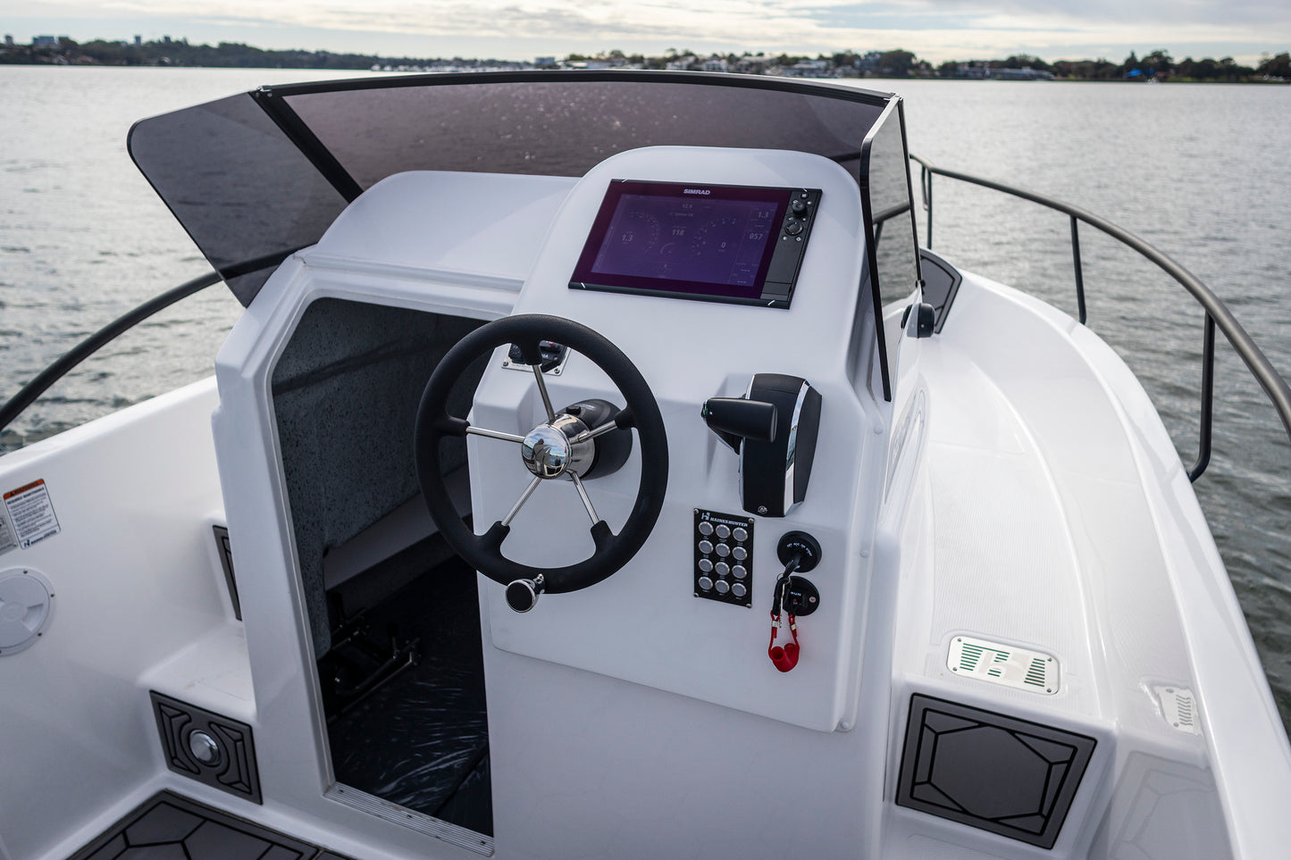 Haines Hunter 620 Patriot