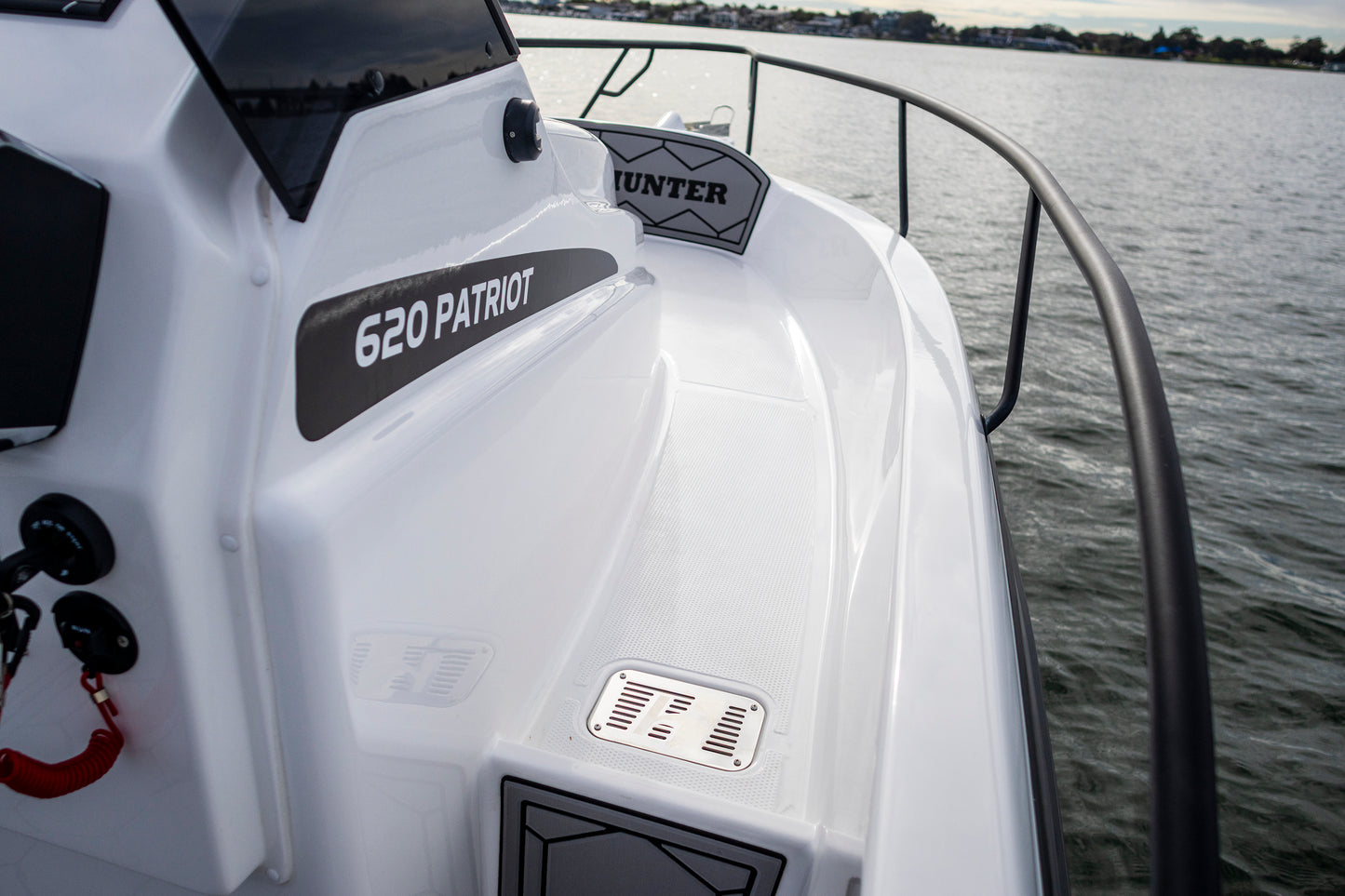 Haines Hunter 620 Patriot