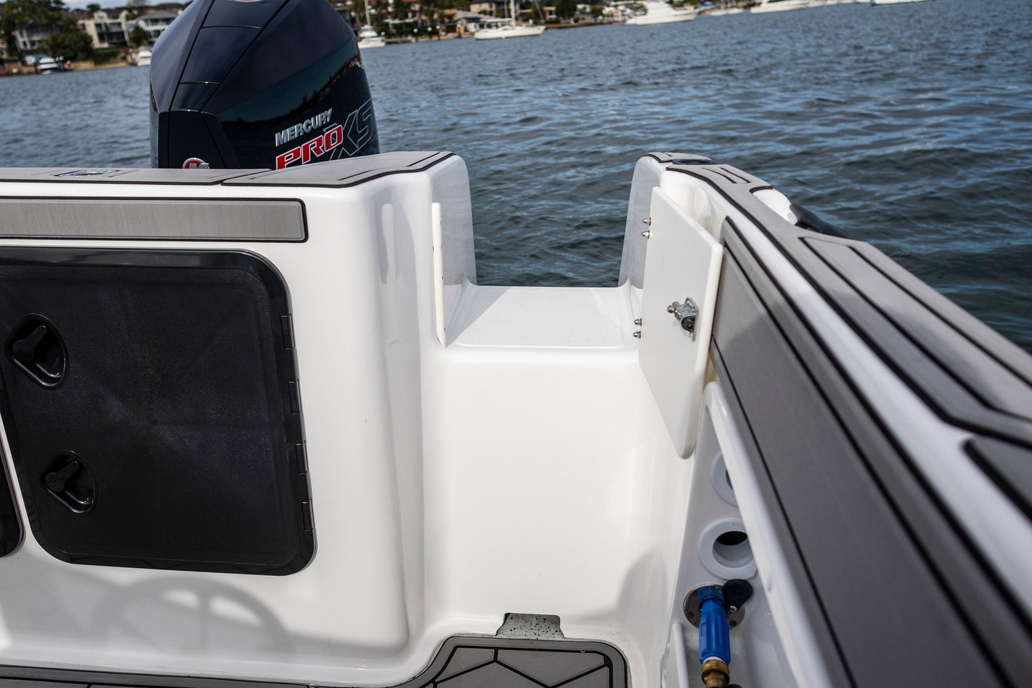 Haines Hunter 620 Patriot
