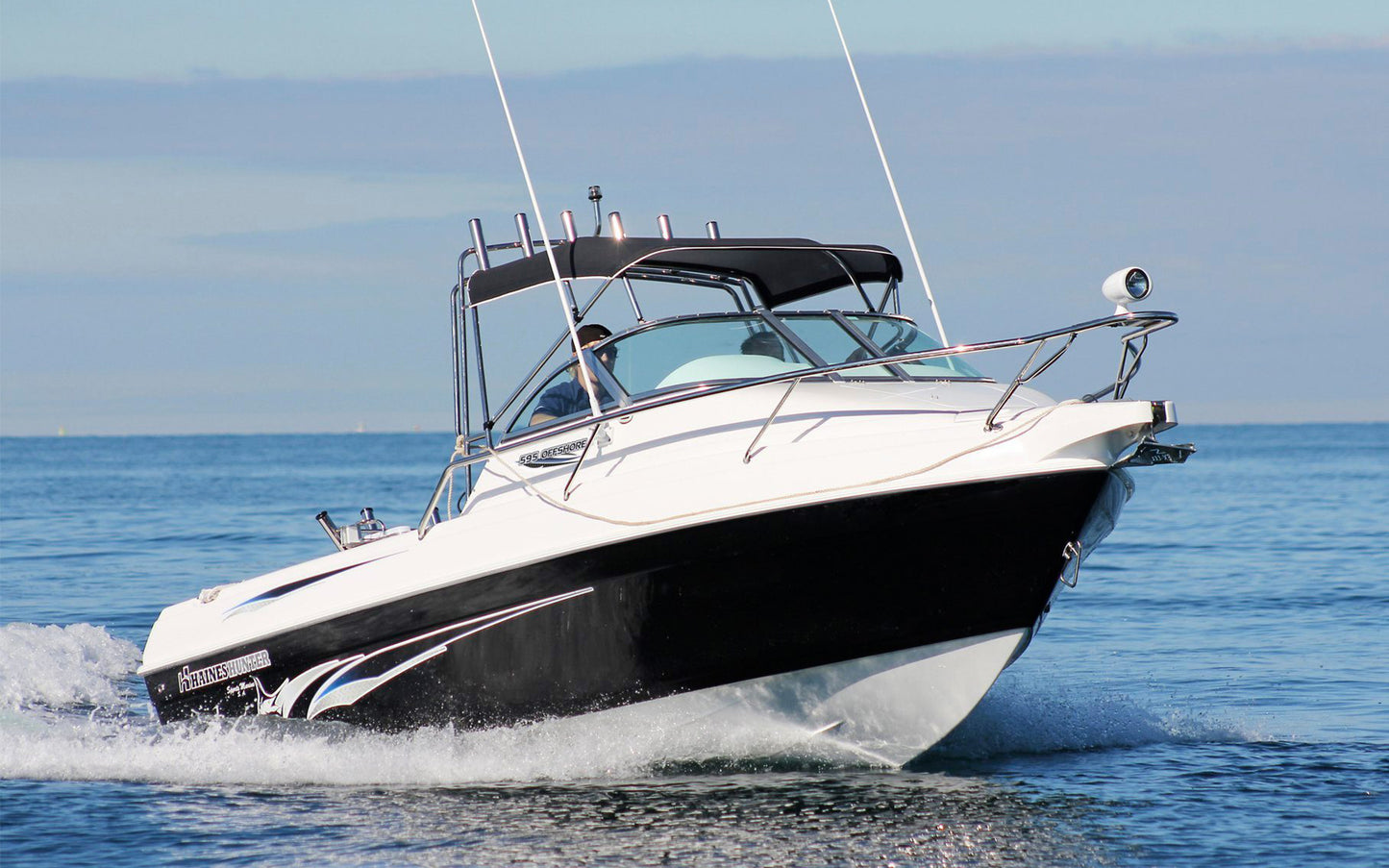 Haines Hunter 595 Offshore Soft Top