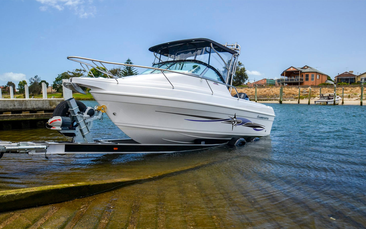 Haines Hunter 595 Offshore Soft Top