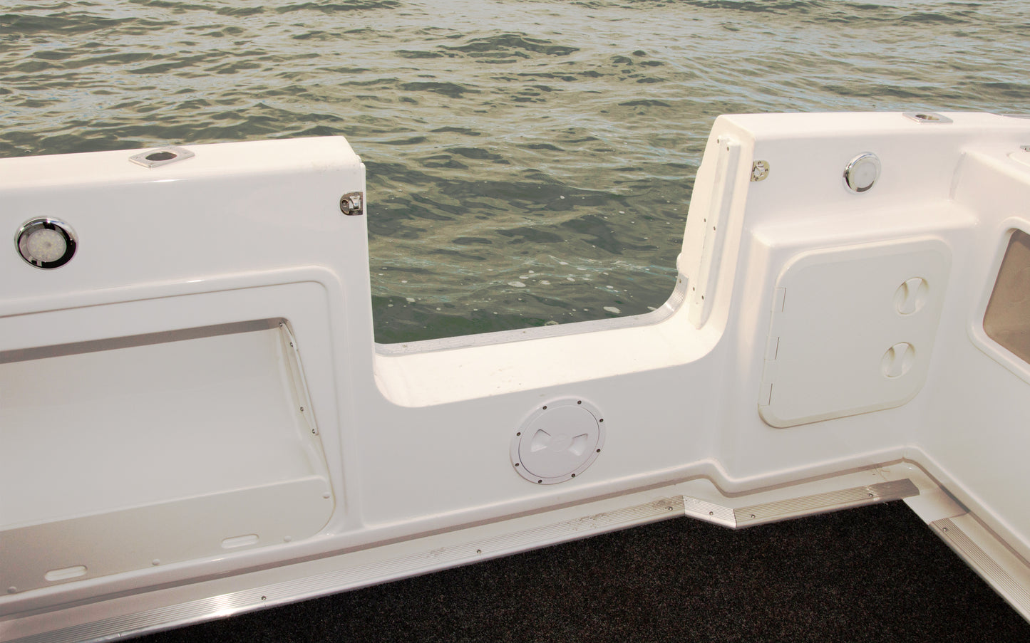 Haines Hunter 675 Enclosed HT