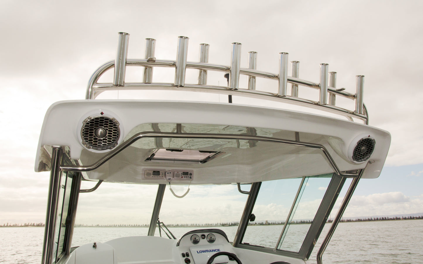 Haines Hunter 675 Enclosed HT