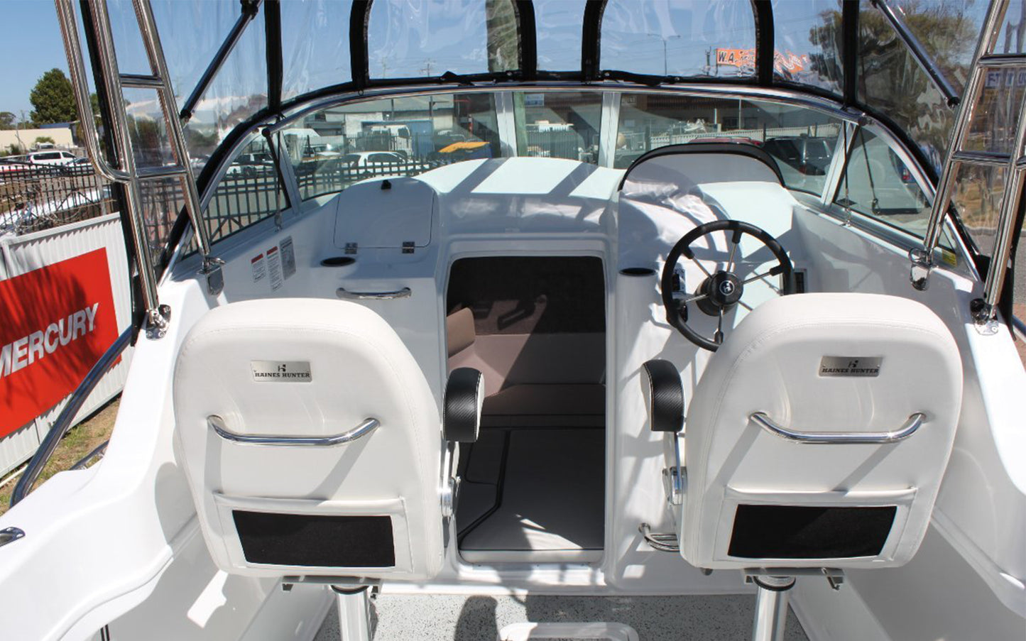 Haines Hunter 675 Offshore Soft Top