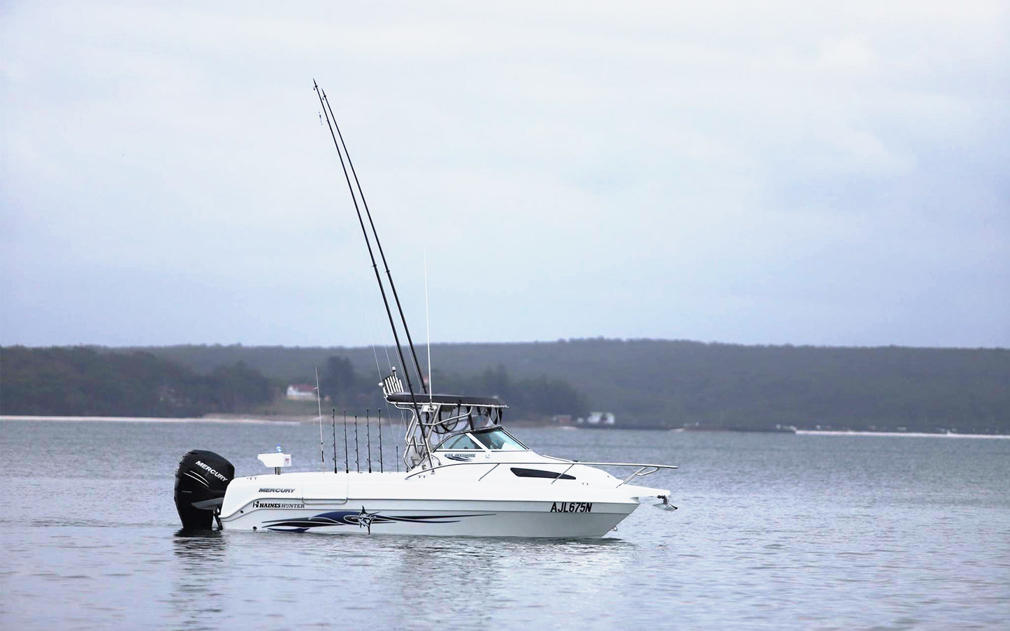Haines Hunter 675 Offshore Soft Top