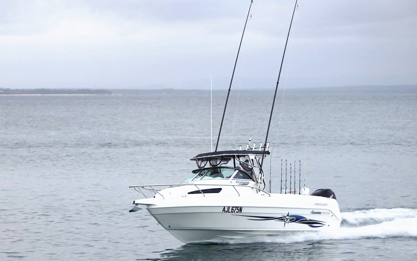 Haines Hunter 675 Offshore Soft Top