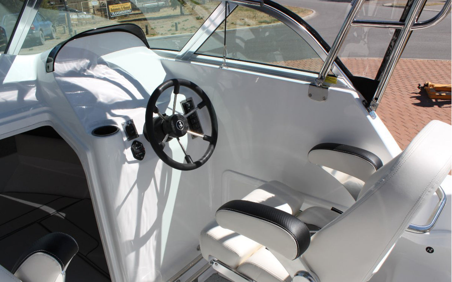 Haines Hunter 675 Offshore Soft Top