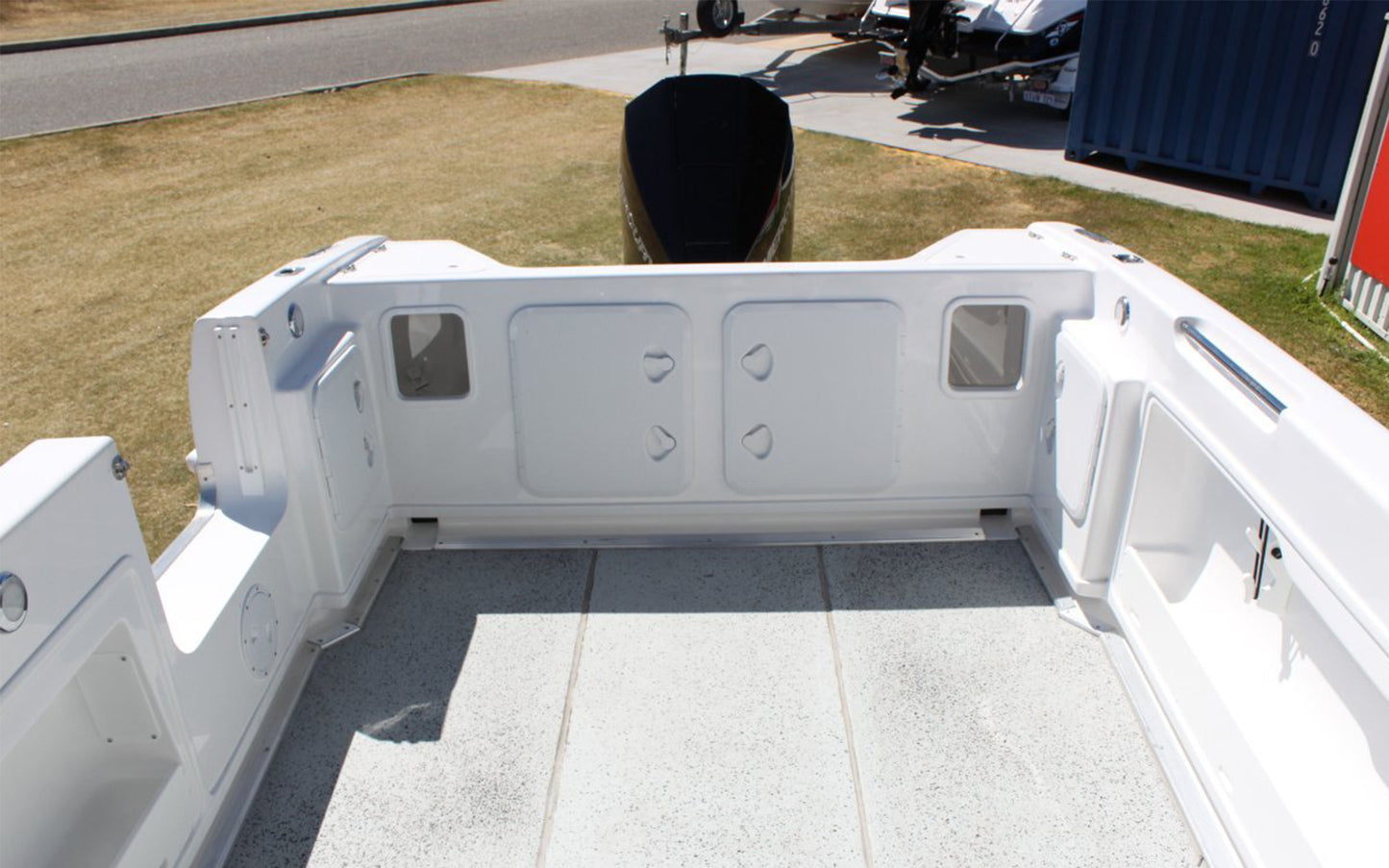 Haines Hunter 675 Offshore Soft Top