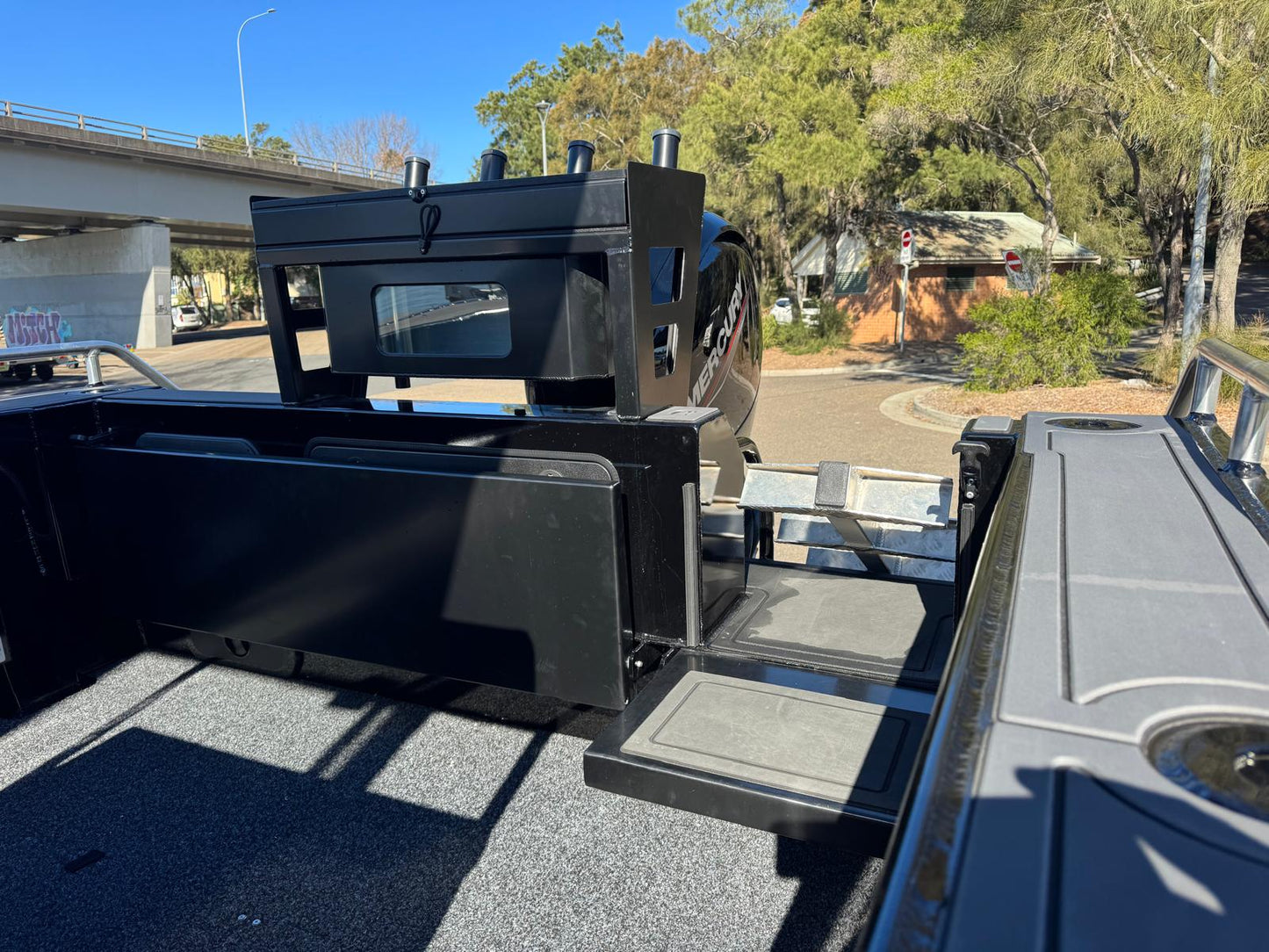 Formosa SRT 565 Centre Console - Stealth Edition
