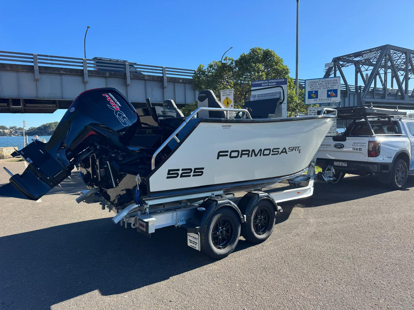 Formosa SRT 525 Side console - Stealth Edition