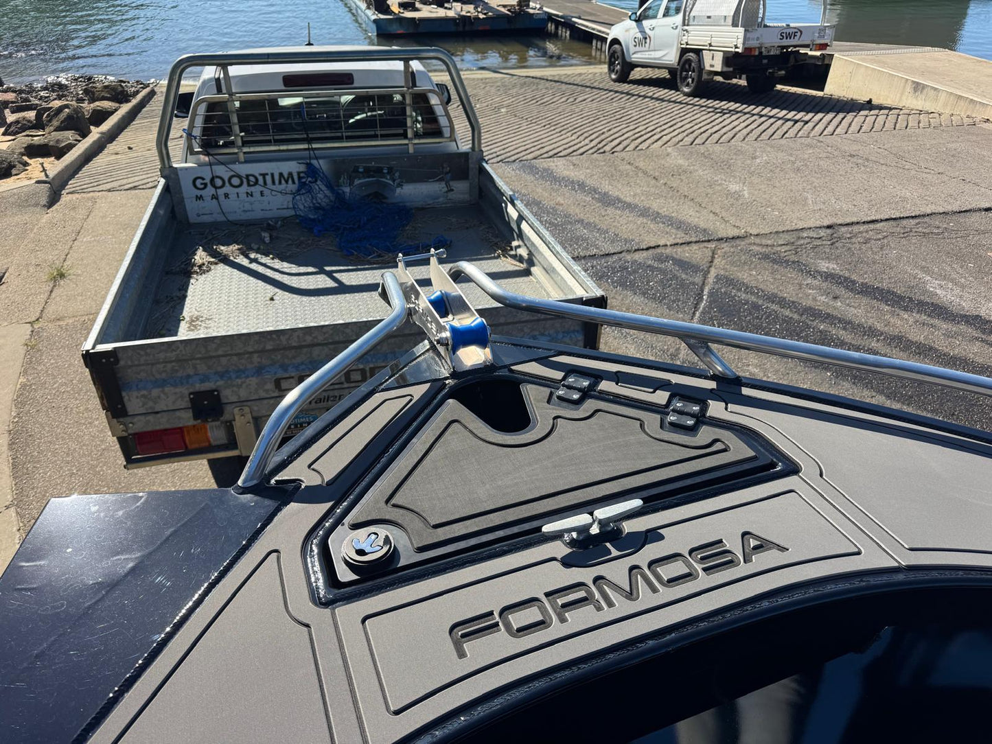 Formosa SRT 565 Centre Console - Stealth Edition