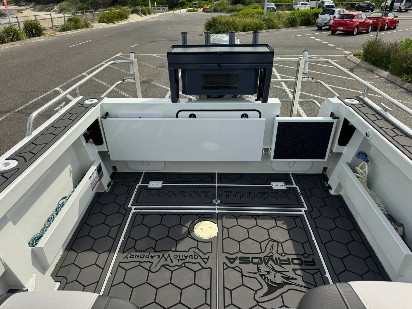 Formosa SRT 635 Centre cabin - PRO DECK