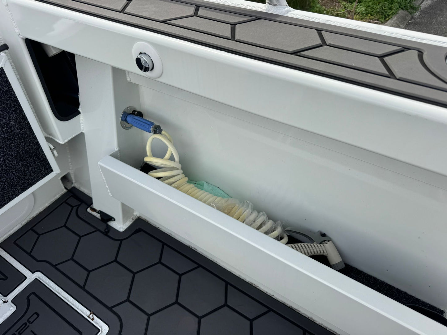 Formosa SRT 635 Centre cabin - PRO DECK