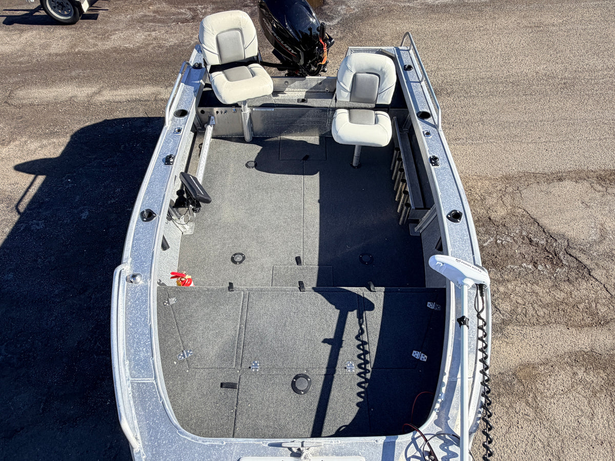 Quintrex 420 Renegade T/S