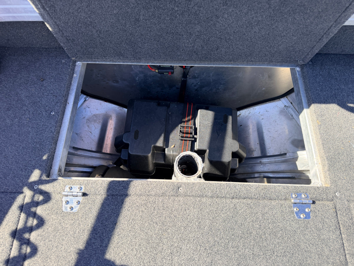 Quintrex 420 Renegade T/S