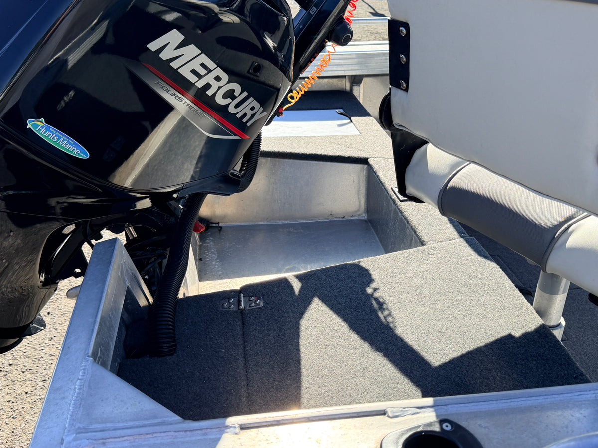 Quintrex 420 Renegade T/S